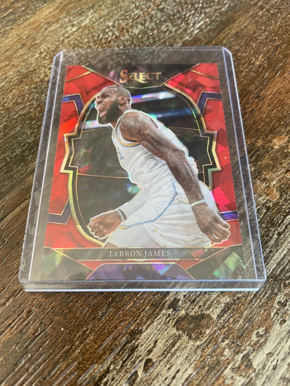 Panini Lakers LeBron James Red Crack Ice Prizm Basketball Card W Sleeve